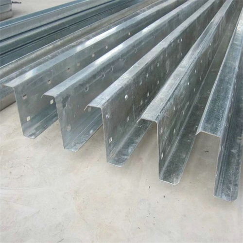 天津欣潤金屬 專業(yè)生產(chǎn)與銷售山西Z型鋼的優(yōu)質(zhì)建筑材料供應(yīng)商